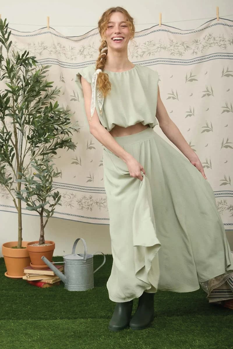 Pleated Midi Skirt